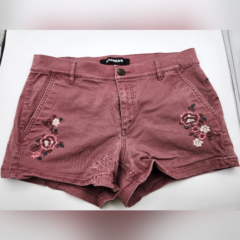Express Shortie Floral Embroidered Mauve Shorts Sz 6